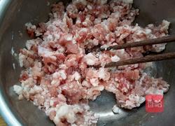 木耳猪肉馅水饺的做法图解3