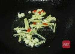 鸭胗炒芹菜的做法图解5