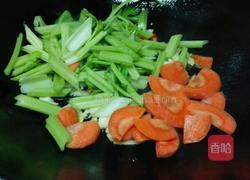 鸭胗炒芹菜的做法图解6