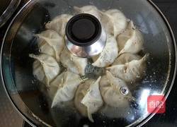 抱蛋煎饺的做法图解22