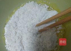 草莓奶油蛋糕卷的做法图解3