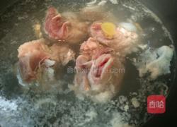 艾叶猪骨红枣汤的做法图解3