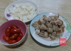 红烧肉炖山药的做法图解1