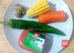 火腿肠什锦丁的做法图解1