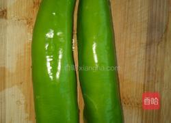 尖椒培根的做法图解1