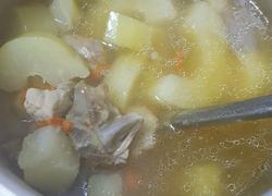 青木瓜炖排骨汤