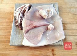 酱爆鱿鱼的做法图解1