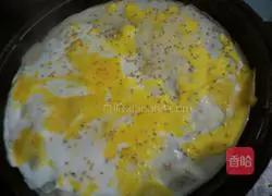 Illustration of how to make pancakes 3