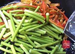 蒜苔炒牛肉的做法图解5