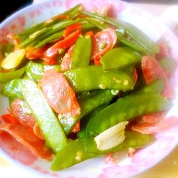 荷兰豆炒香肠的做法[图]