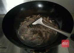 蘑菇蛋花汤的做法图解5