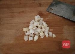 蘑菇蛋花汤的做法图解2