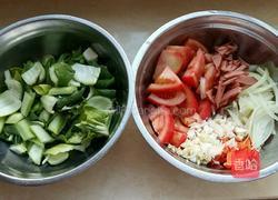 青菜火腿炒面的做法图解3