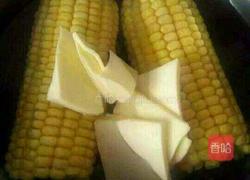 奶油玉米的做法图解3