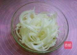洋葱炒肉丝的做法图解2