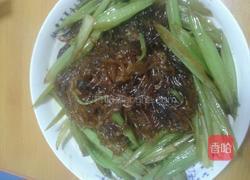 芹菜炒粉的做法图解5