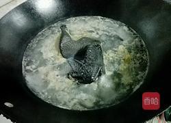 鹿茸乌鸡汤的做法图解3