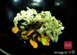 鸡丝茶树菇的做法图解10