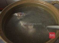 鱼头菜心汤的做法图解5