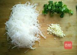 凉拌萝卜丝的做法图解3