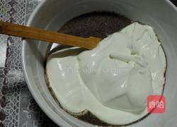 双色巧克力慕斯蛋糕的做法图解4