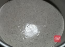 双色巧克力慕斯蛋糕的做法图解7