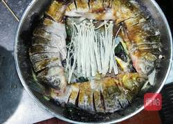 双剁椒开胃鲫鱼的做法图解4