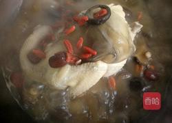 香菇粉皮参鸡汤煲的做法图解16