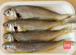 红烧小黄鱼的做法图解2