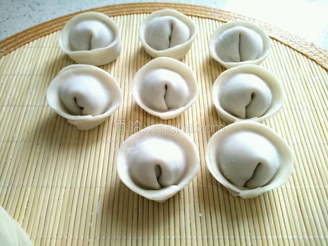 包好的一部分。