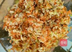 西葫芦萝卜鸡蛋馅饺子的做法图解3