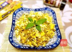 黄金蛋炒榨菜丝的做法图解8