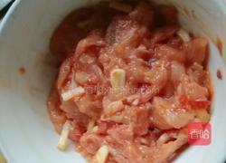 核桃木耳炒肉片的做法图解4