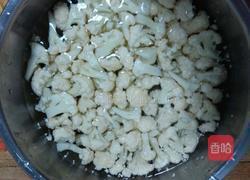 干煸菜花的做法图解2