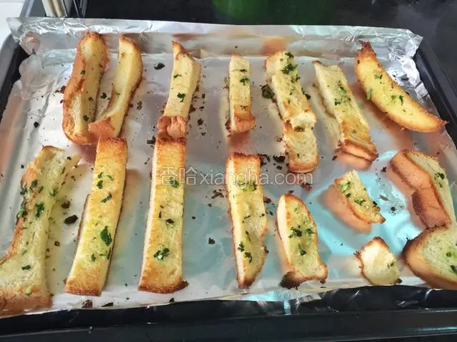 烤到边缘微黄就好啦