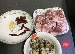 鹌鹑蛋红烧肉（红红火火）的做法图解1