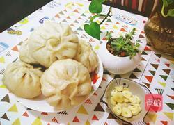 白菜剩扣肉包子的做法图解16