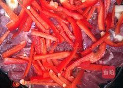 蒜苗炒肉的做法图解2
