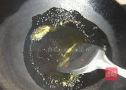 黄蘑扣肉的做法图解4