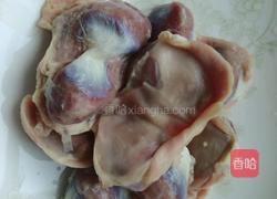 鸭胗烧土豆的做法图解1