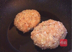 温暖之心--鸡脯奶酪肉包的做法图解7