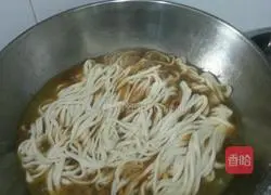 Illustration of braised beans and noodles 4