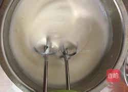 一学就会的简单电饭锅巧克力蛋糕的做法图解6