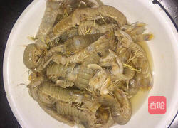 椒盐皮皮虾（虾爬子）的做法图解1
