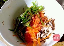 蔬菜鸡蛋饼的做法图解4