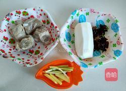 木耳山药排骨汤的做法图解1