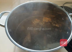 乌鸡淮山牛蒡汤的做法图解3