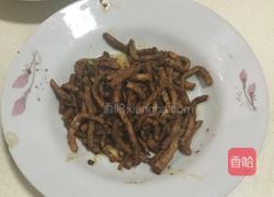 豆芽蒜苗肉丝炒面的做法图解4