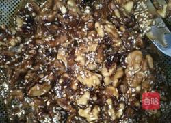 琥珀核桃仁的做法图解5