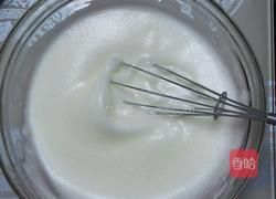 六寸戚风蛋糕的做法图解2